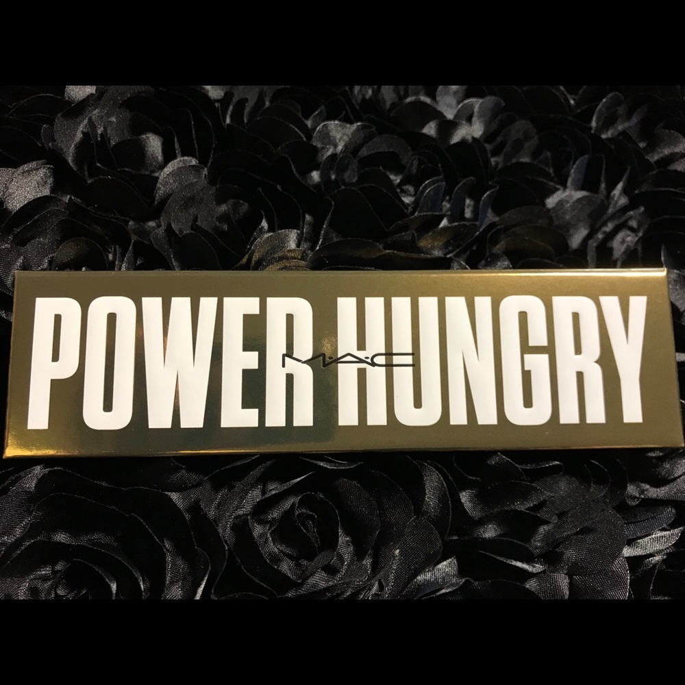 Mac Girls Palette in Power Hungry